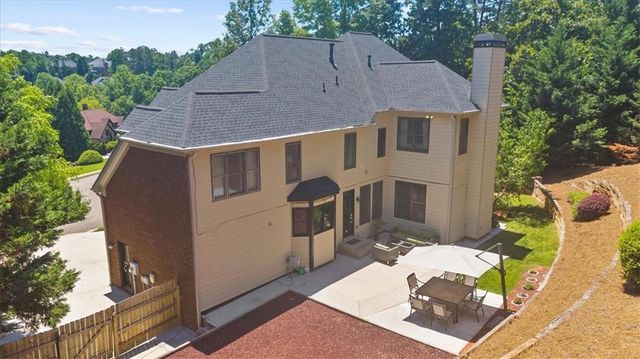 1370 Boomer Circle, Suwanee, GA 30024