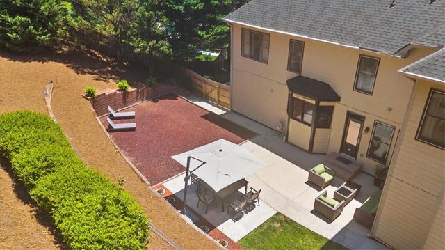 1370 Boomer Circle, Suwanee, GA 30024
