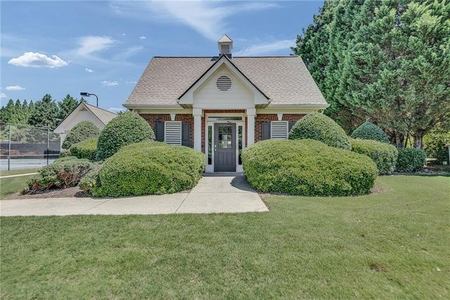 1370 Boomer Circle, Suwanee, GA 30024