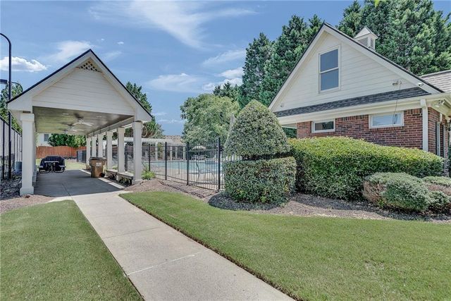 1370 Boomer Circle, Suwanee, GA 30024