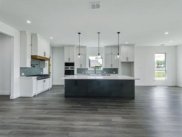 308 Ryker Lane, Gunter, TX 75058