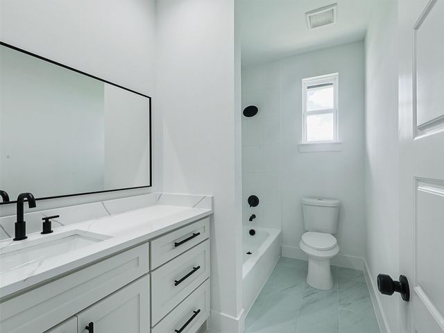 308 Ryker Lane, Gunter, TX 75058