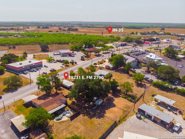 19231 E FM 2790, Lytle, TX 78052
