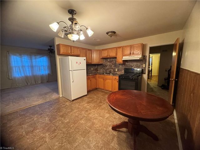 1317 Pleasant Street, Winston-salem, NC 27107