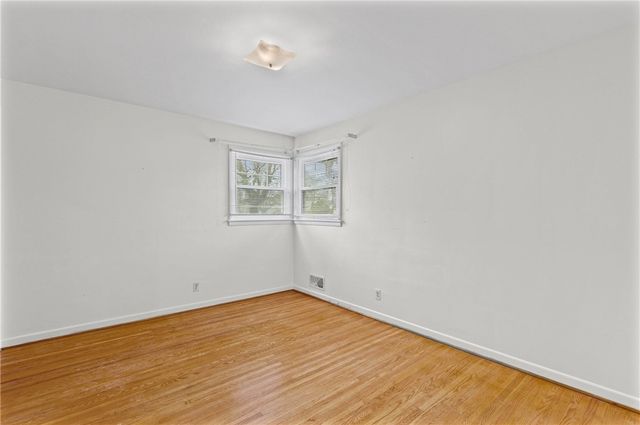 254 Vinedale Avenue, Irondequoit, NY 14622