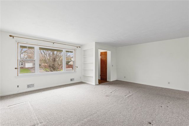 254 Vinedale Avenue, Irondequoit, NY 14622