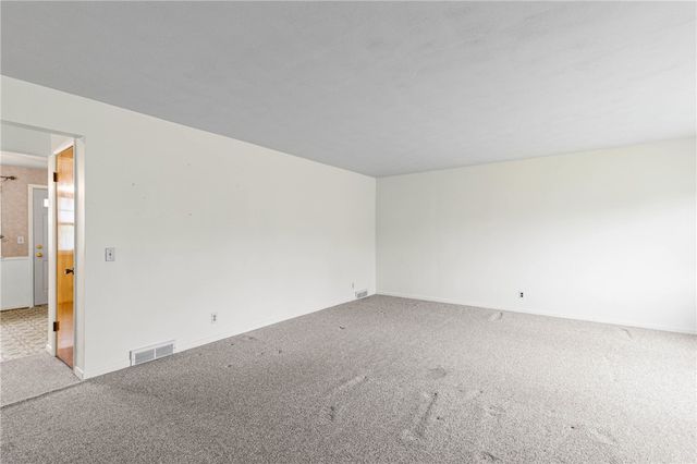 254 Vinedale Avenue, Irondequoit, NY 14622