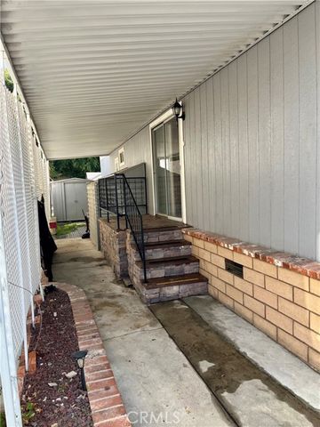 16540 Whittier Boulevard 6, Whittier, CA 90603