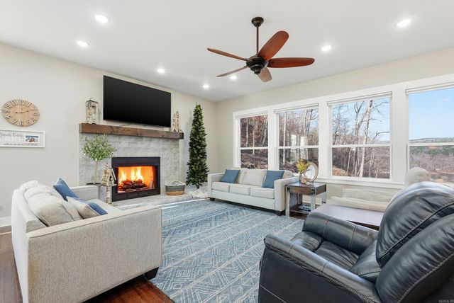 650 Lower Ridge Circle, Edgemont, AR 72044