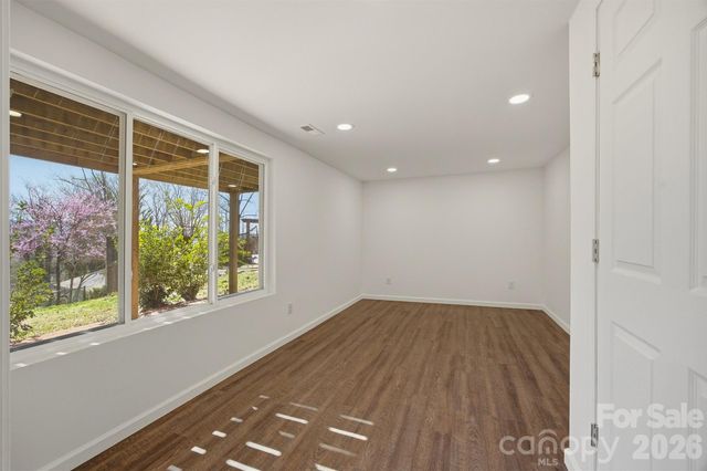 223 W Park Drive, Morganton, NC 28655