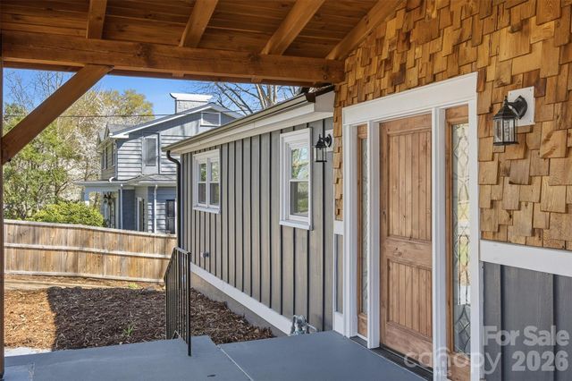 223 W Park Drive, Morganton, NC 28655