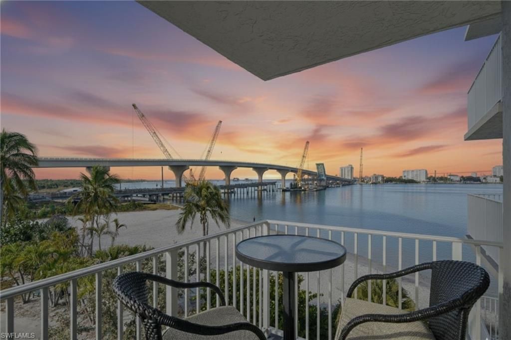 8701 Estero BLVD # 201, BONITA SPRINGS, FL 33931 — exterior