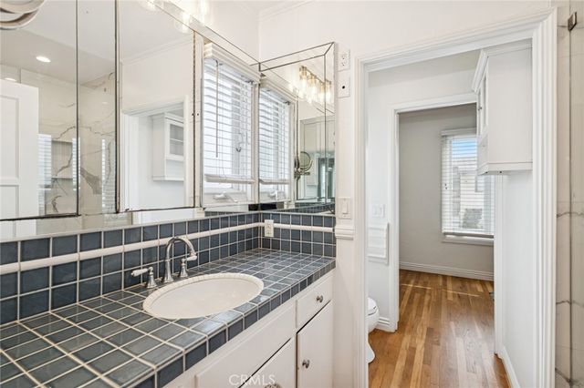 200 Grand Canal, Newport Beach, CA 92662