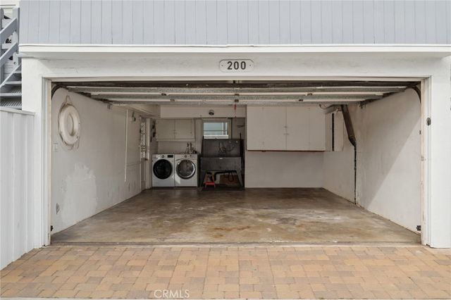 200 Grand Canal, Newport Beach, CA 92662