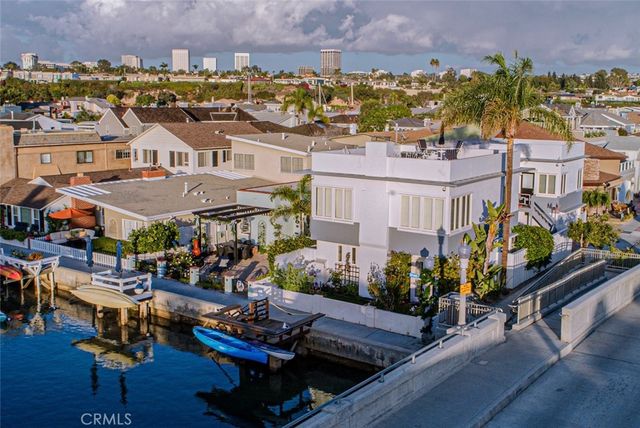 200 Grand Canal, Newport Beach, CA 92662