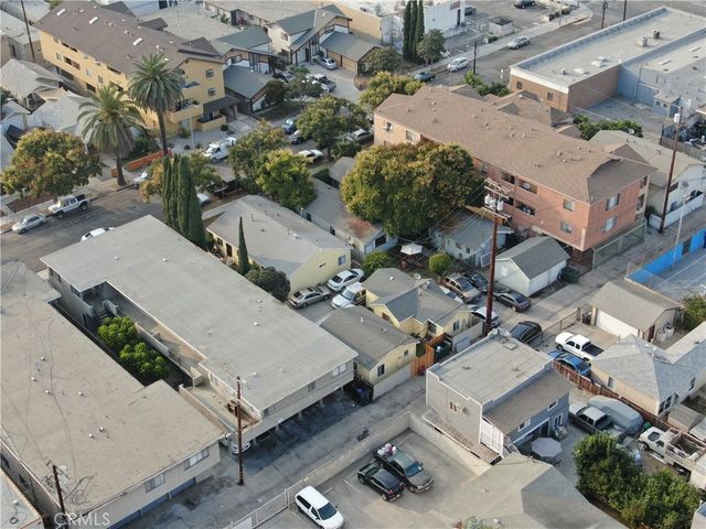 1140 Orizaba Avenue, Long Beach, CA 90804
