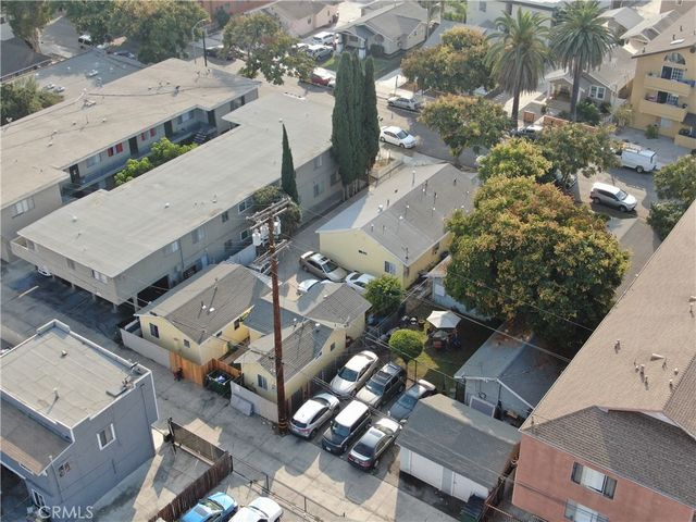 1140 Orizaba Avenue, Long Beach, CA 90804