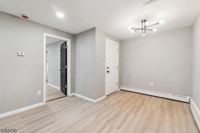 176 Parker St, Newark City, NJ 07104