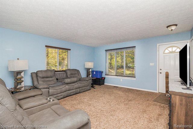 2495 Moore Place, Howell, MI 48843