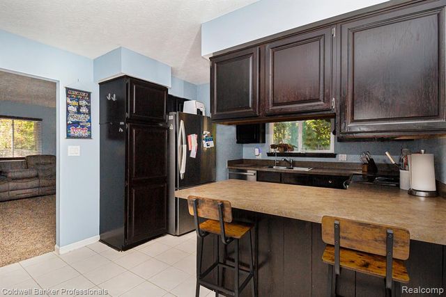 2495 Moore Place, Howell, MI 48843