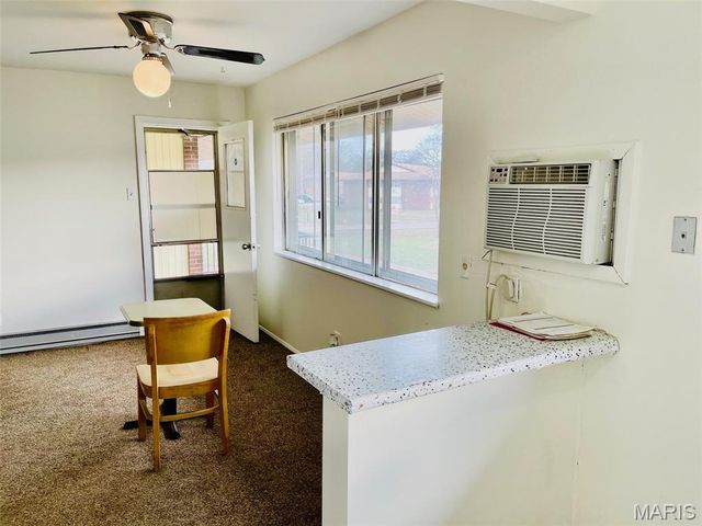 7497 HAZELCREST Drive G, Hazelwood, MO 63042