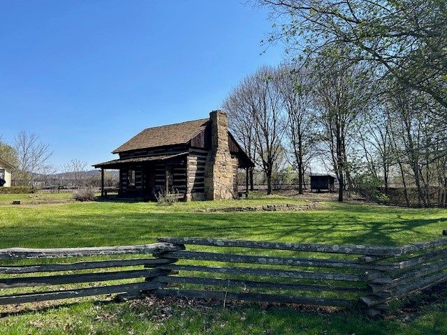 219 Third Street, Beaver, PA 15009