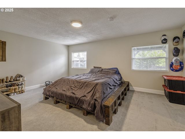 115 W 2ND St, Yamhill, OR 97148