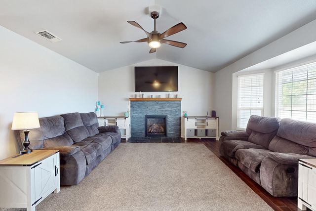 3319 Tierra Buena Rd, Yuba City, CA 95993