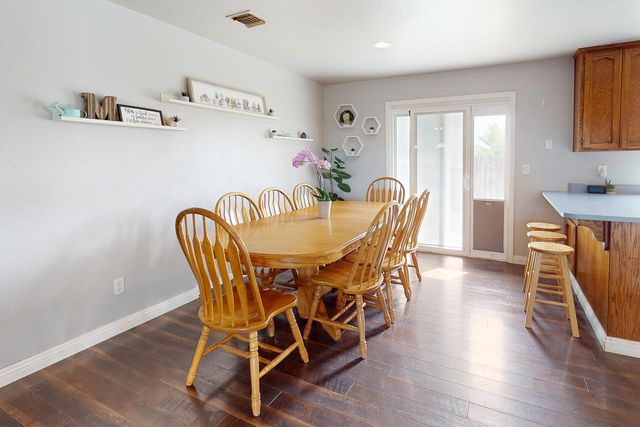 3319 Tierra Buena Rd, Yuba City, CA 95993