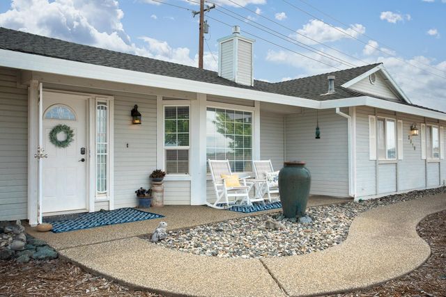 3319 Tierra Buena Rd, Yuba City, CA 95993