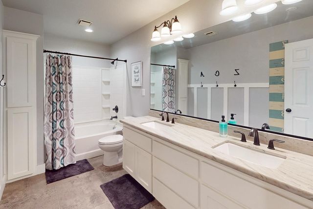 3319 Tierra Buena Rd, Yuba City, CA 95993
