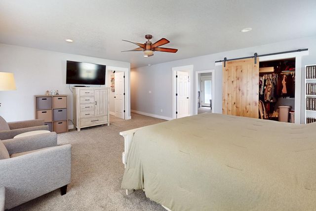 3319 Tierra Buena Rd, Yuba City, CA 95993