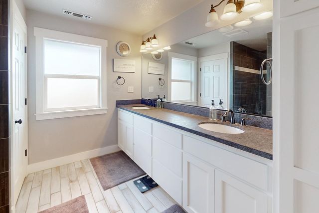 3319 Tierra Buena Rd, Yuba City, CA 95993
