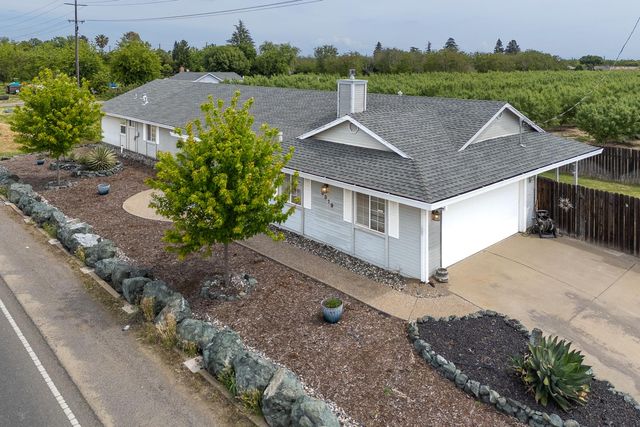 3319 Tierra Buena Rd, Yuba City, CA 95993