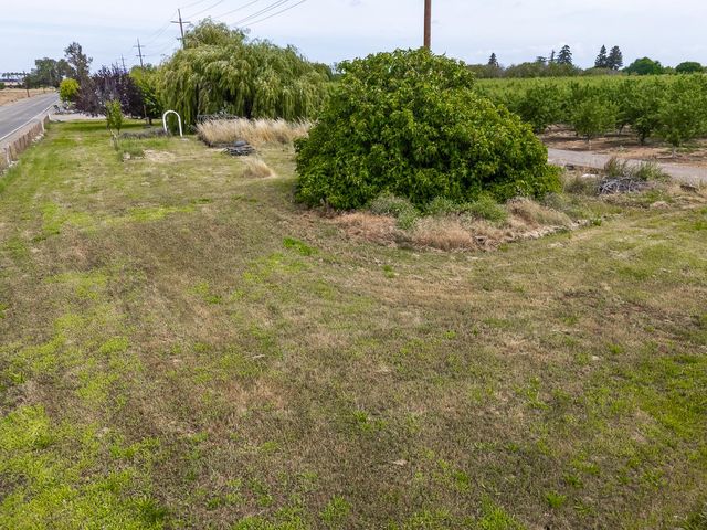 3319 Tierra Buena Rd, Yuba City, CA 95993