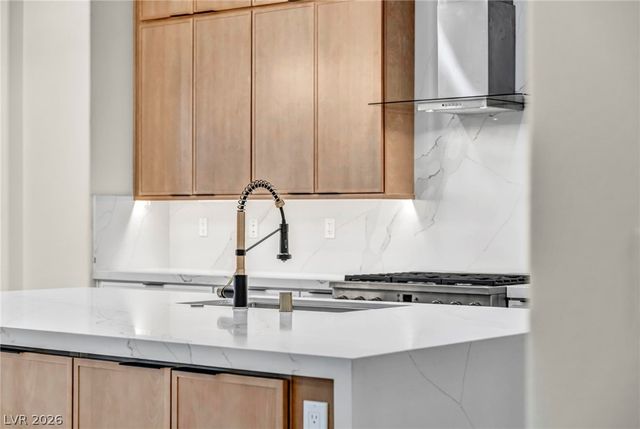 4555 Riva De Romanza Street, Las Vegas, NV 89135