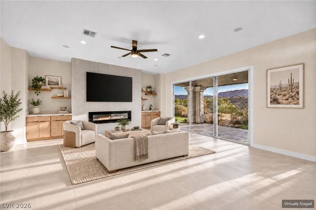 4555 Riva De Romanza Street, Las Vegas, NV 89135