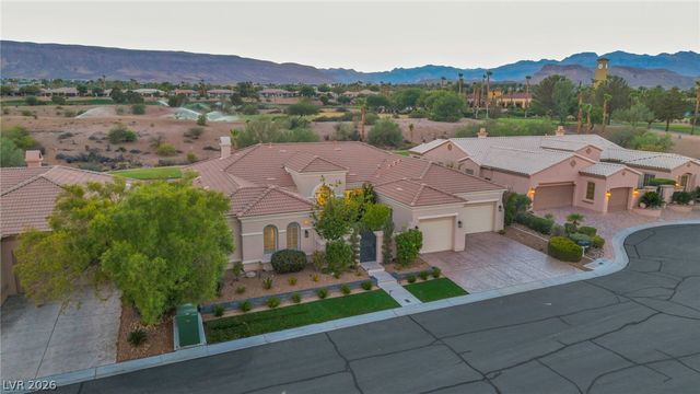 4555 Riva De Romanza Street, Las Vegas, NV 89135