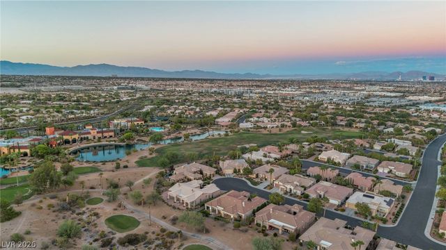 4555 Riva De Romanza Street, Las Vegas, NV 89135