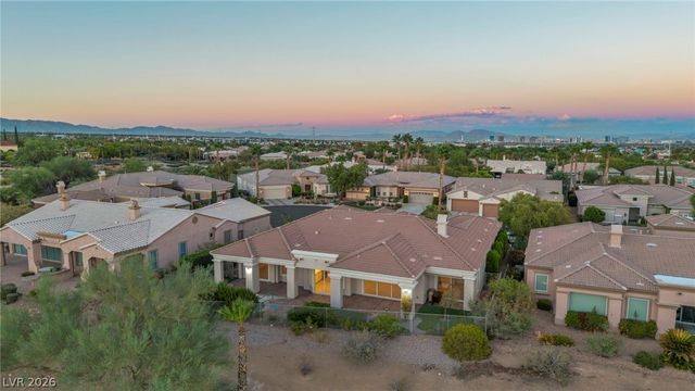 4555 Riva De Romanza Street, Las Vegas, NV 89135