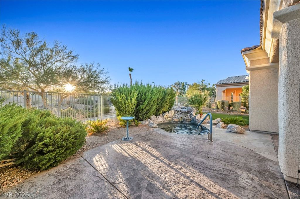 4555 Riva De Romanza Street, Las Vegas, NV 89135 — photo 2