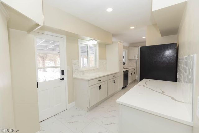 4059 Colony Road, South Euclid, OH 44121