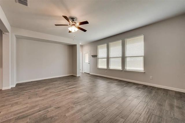16040 Tottenhall Pass, Fort Worth, TX 76247