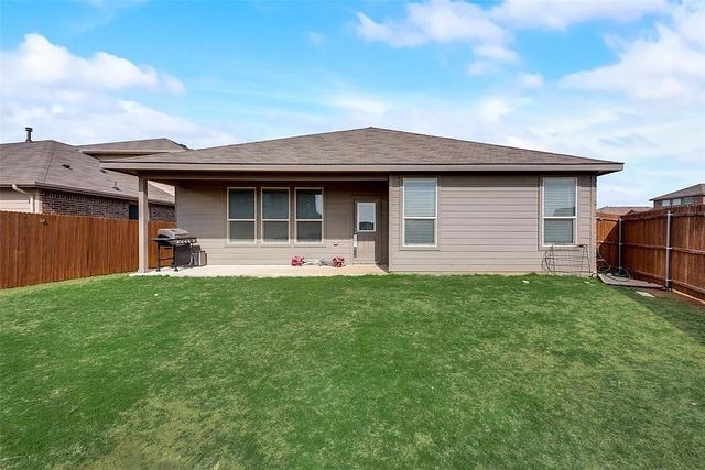 16040 Tottenhall Pass, Fort Worth, TX 76247
