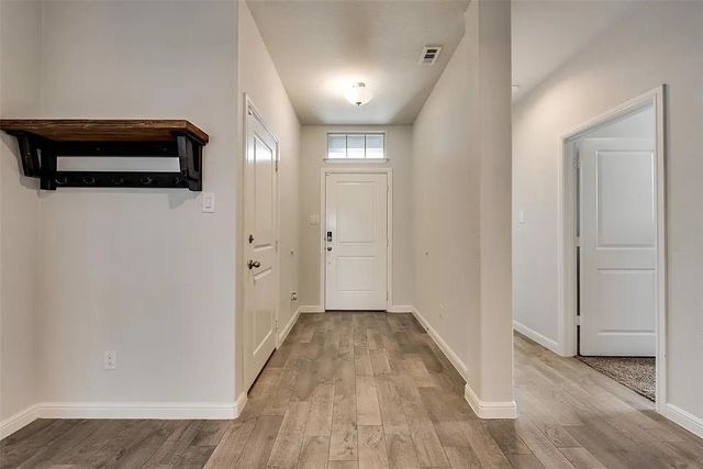 16040 Tottenhall Pass, Fort Worth, TX 76247
