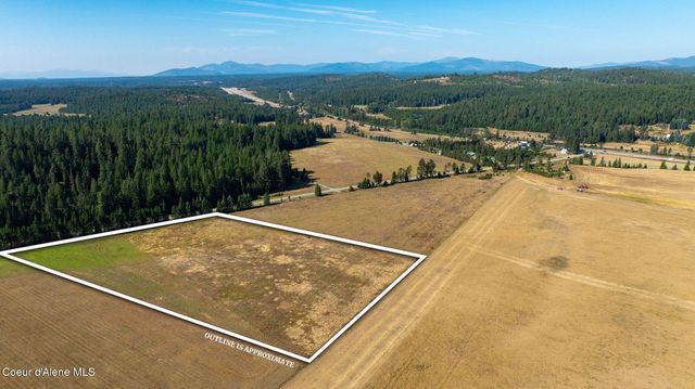 340 Bayview Rd, Athol, ID 83801