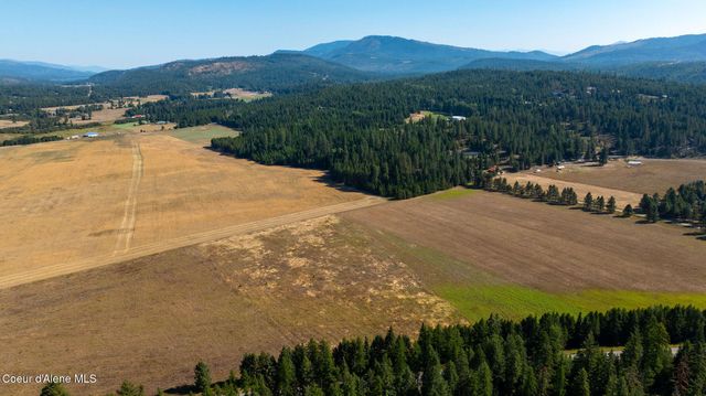 340 Bayview Rd, Athol, ID 83801
