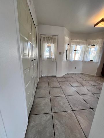 4947 Nickel Drive NE, Rio Rancho, NM 87124