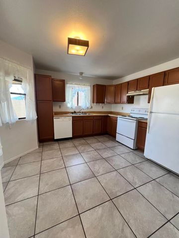 4947 Nickel Drive NE, Rio Rancho, NM 87124