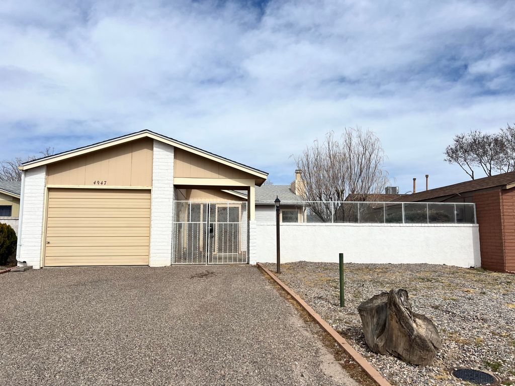4947 Nickel Drive NE, Rio Rancho, NM 87124